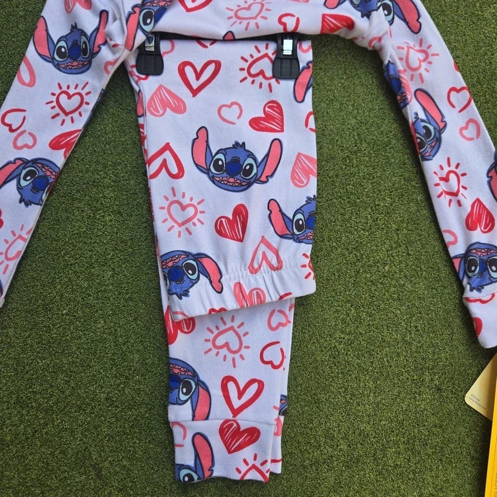 Disney Stitch Pjs Girl Size 6 Snug Fitting